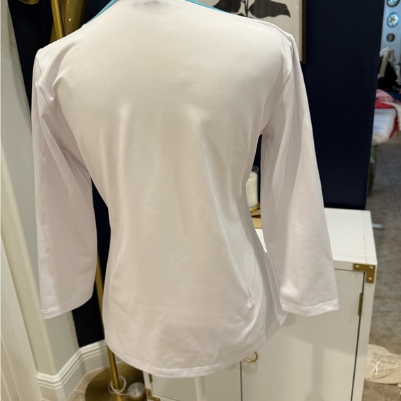 Pogue White Top with Blue Trim size small - Picture 2 of 4